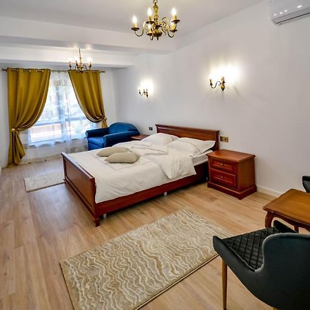 Casa Mora Hotel Deva Bagian luar foto