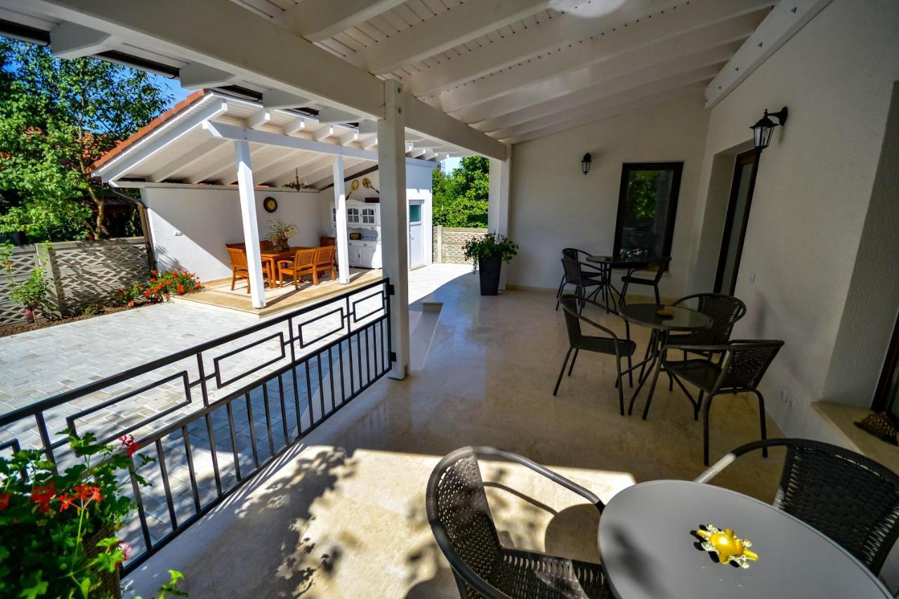 Casa Mora Hotel Deva Bagian luar foto