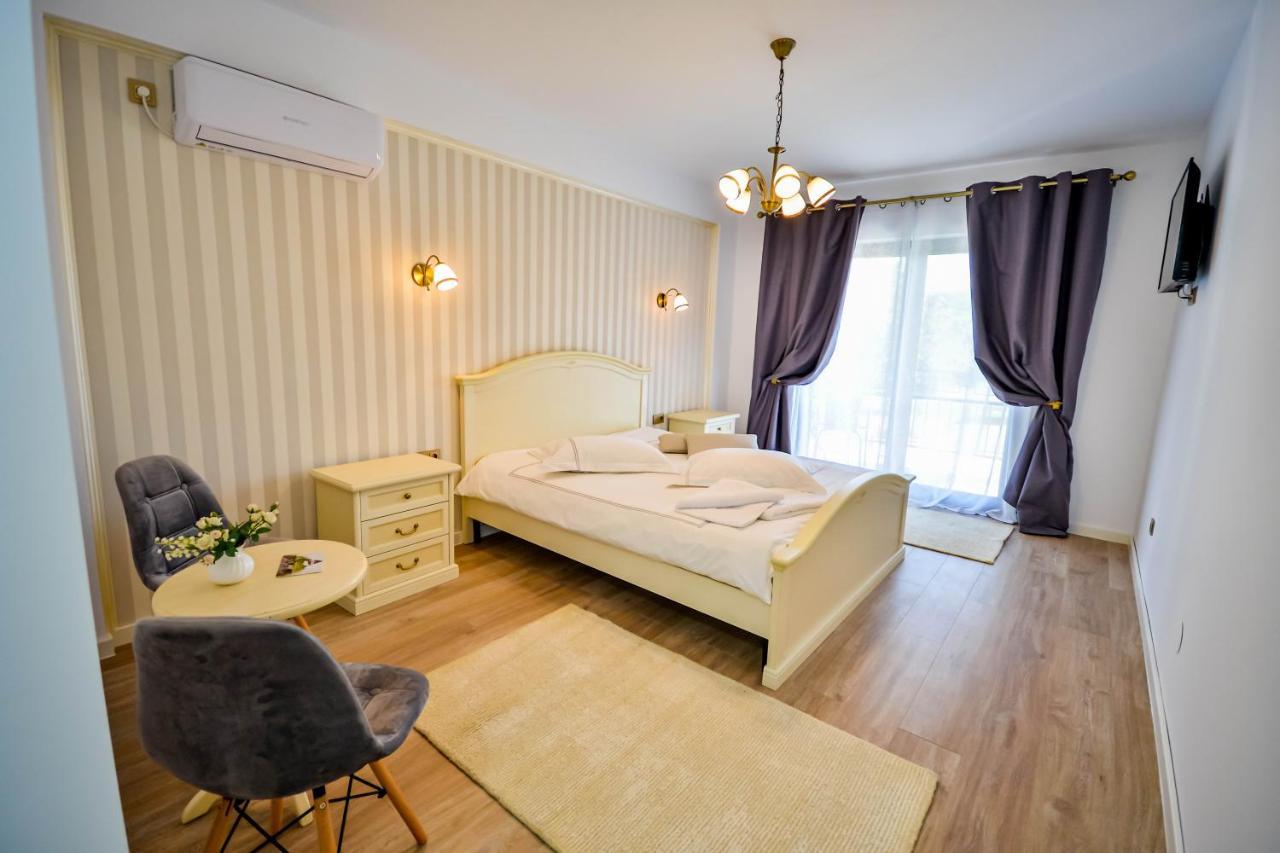 Casa Mora Hotel Deva Bagian luar foto